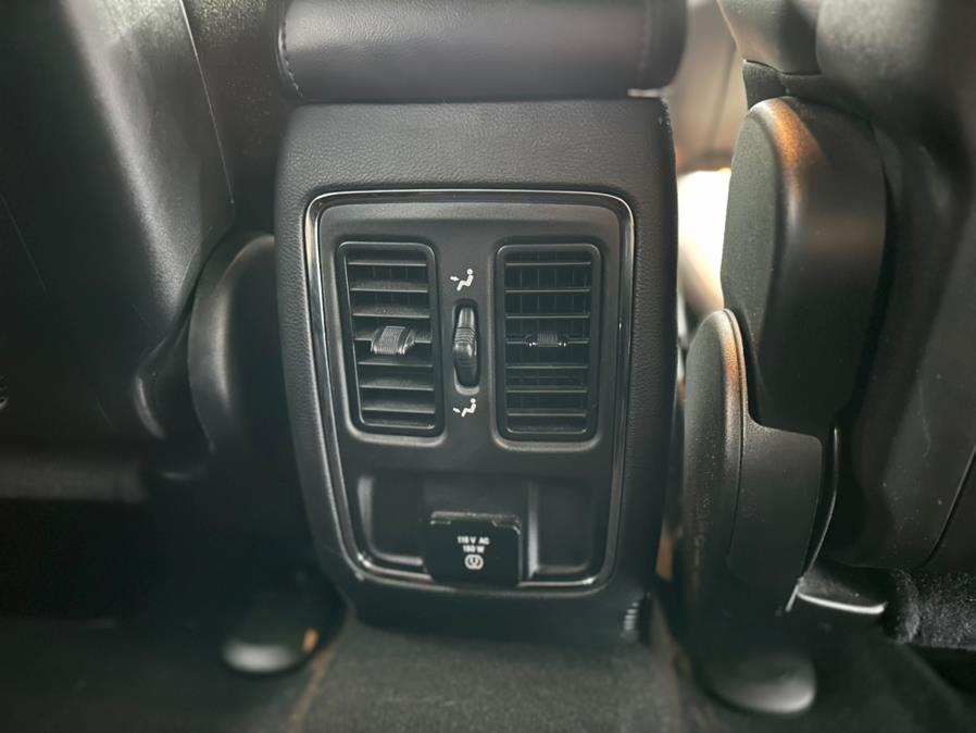 Used Jeep Grand Cherokee Altitude Altitude 4x4 2019 | Jamaica 26 Motors. Hollis, New York Used Jeep Grand Cherokee Altitude Altitude 4x4 2019 | Jamaica 26 Motors. Hollis, New York