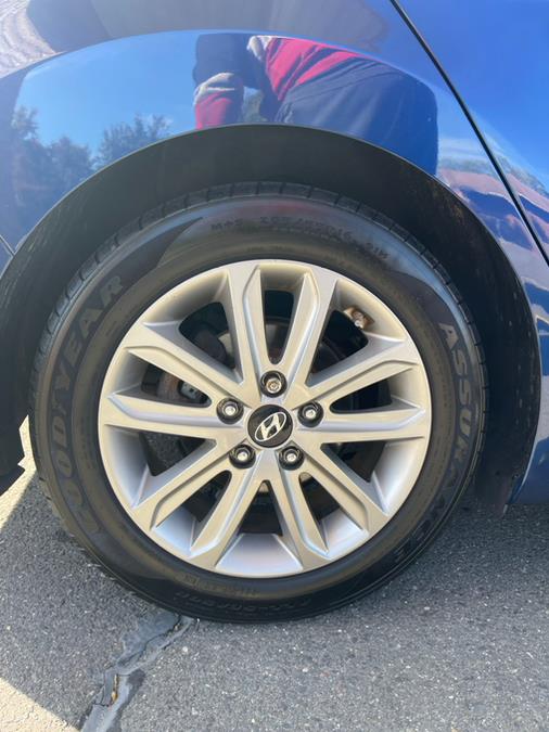 2016 Hyundai Elantra 4dr Sdn Auto SE (Alabama Plant), available for sale in New Britain, Connecticut | Supreme Automotive. New Britain, Connecticut 2016 Hyundai Elantra 4dr Sdn Auto SE (Alabama Plant), available for sale in New Britain, Connecticut | Supreme Automotive. New Britain, Connecticut