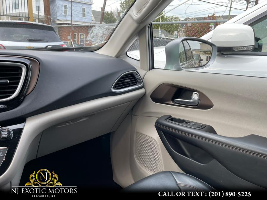 Used Chrysler Pacifica Touring L FWD 2018 | NJ Exotic Motors. Elizabeth, New Jersey Used Chrysler Pacifica Touring L FWD 2018 | NJ Exotic Motors. Elizabeth, New Jersey