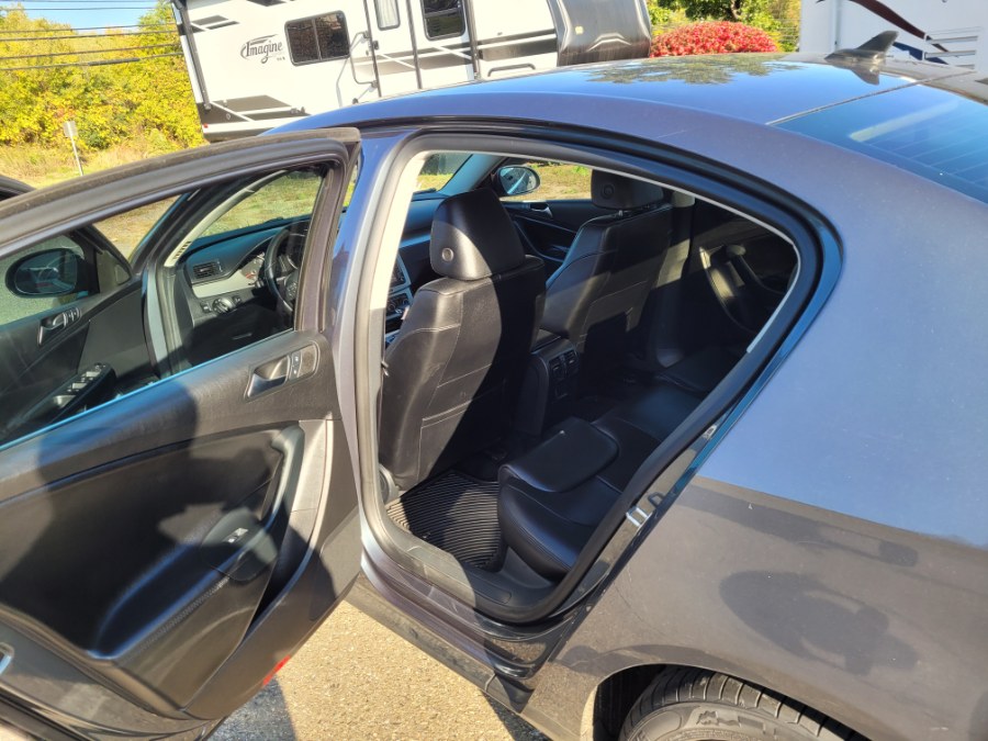 Used Volkswagen Passat Sedan 4dr DSG Komfort FWD PZEV 2010 | Andys Auto & Coach Works. New Milford, Connecticut Used Volkswagen Passat Sedan 4dr DSG Komfort FWD PZEV 2010 | Andys Auto & Coach Works. New Milford, Connecticut