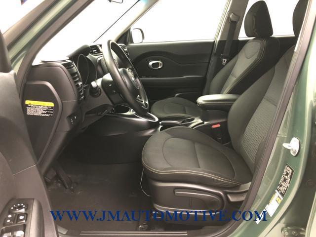 Used Kia Soul 5dr Wgn Auto + 2014 | J&M Automotive Sls&Svc LLC. Naugatuck, Connecticut Used Kia Soul 5dr Wgn Auto + 2014 | J&M Automotive Sls&Svc LLC. Naugatuck, Connecticut