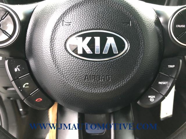 Used Kia Soul 5dr Wgn Auto + 2014 | J&M Automotive Sls&Svc LLC. Naugatuck, Connecticut Used Kia Soul 5dr Wgn Auto + 2014 | J&M Automotive Sls&Svc LLC. Naugatuck, Connecticut