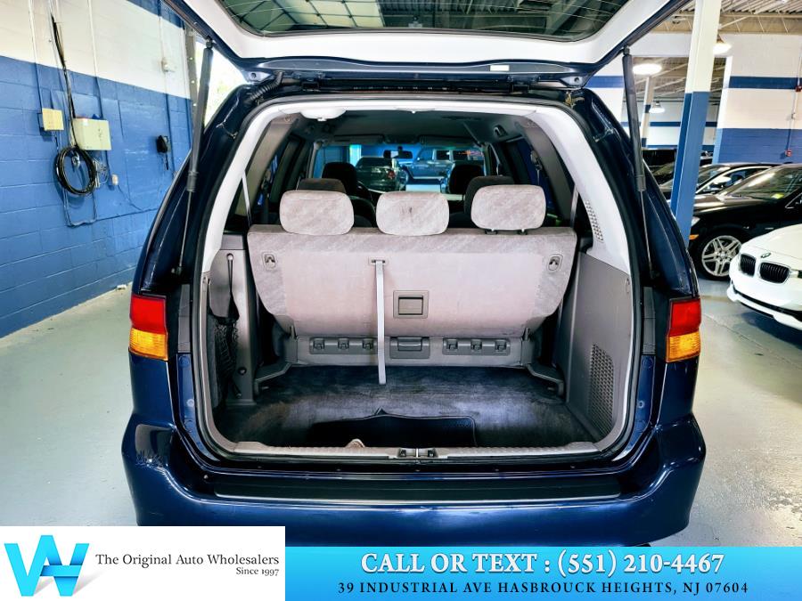 Used Honda Odyssey 5dr EX 2004 | AW Auto & Truck Wholesalers, Inc. Hasbrouck Heights, New Jersey Used Honda Odyssey 5dr EX 2004 | AW Auto & Truck Wholesalers, Inc. Hasbrouck Heights, New Jersey