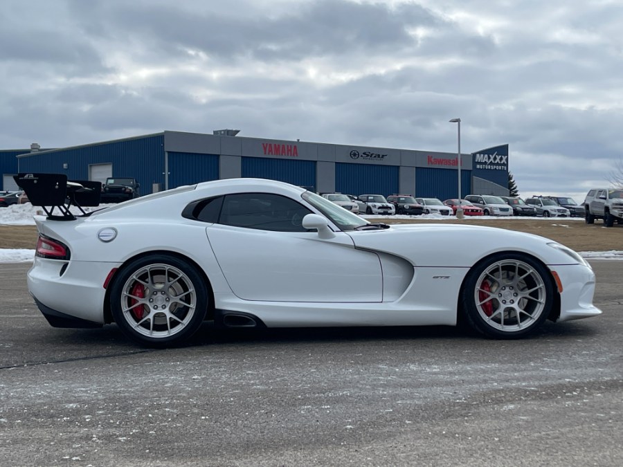 Used Dodge SRT Viper 2dr Cpe GTS 2014 | Geneva Motor Cars. Darien, Wisconsin Used Dodge SRT Viper 2dr Cpe GTS 2014 | Geneva Motor Cars. Darien, Wisconsin
