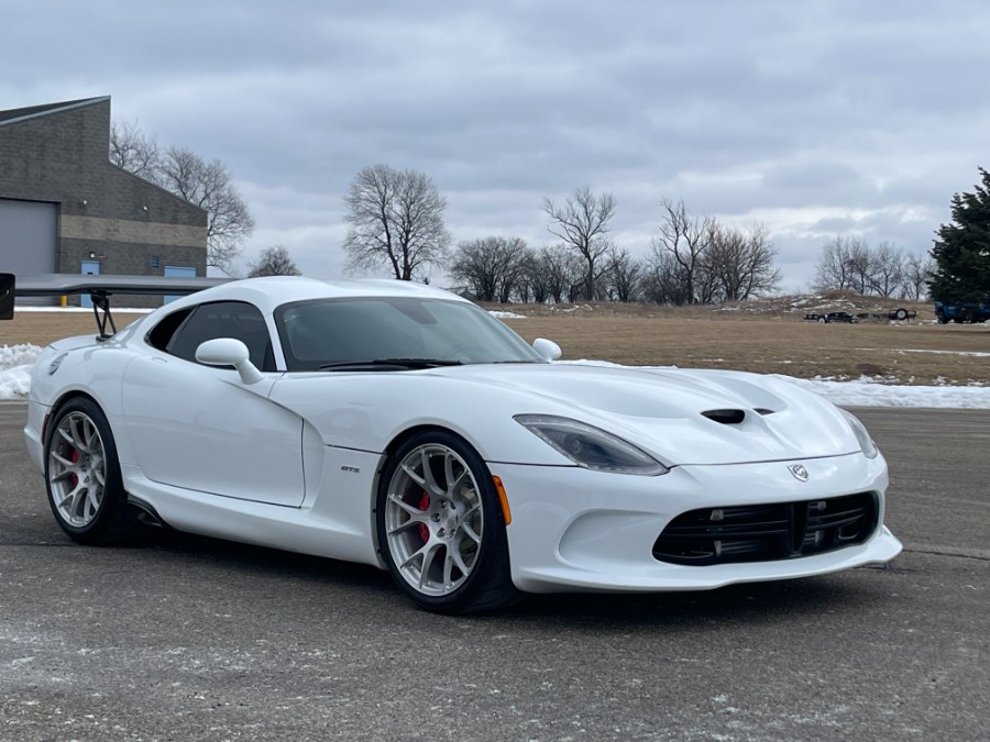 Used Dodge SRT Viper 2dr Cpe GTS 2014 | Geneva Motor Cars. Darien, Wisconsin Used Dodge SRT Viper 2dr Cpe GTS 2014 | Geneva Motor Cars. Darien, Wisconsin
