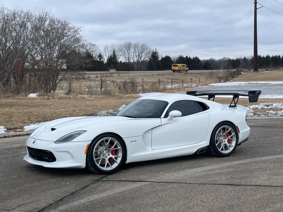 Used Dodge SRT Viper 2dr Cpe GTS 2014 | Geneva Motor Cars. Darien, Wisconsin Used Dodge SRT Viper 2dr Cpe GTS 2014 | Geneva Motor Cars. Darien, Wisconsin