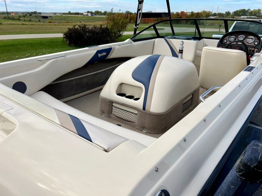 Used Malibu Sunsetter BOAT 2000 | Geneva Motor Cars. Darien, Wisconsin Used Malibu Sunsetter BOAT 2000 | Geneva Motor Cars. Darien, Wisconsin