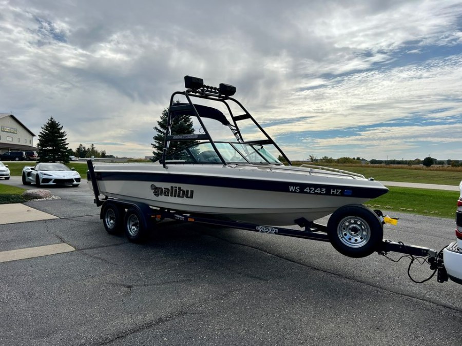 Used Malibu Sunsetter BOAT 2000 | Geneva Motor Cars. Darien, Wisconsin Used Malibu Sunsetter BOAT 2000 | Geneva Motor Cars. Darien, Wisconsin