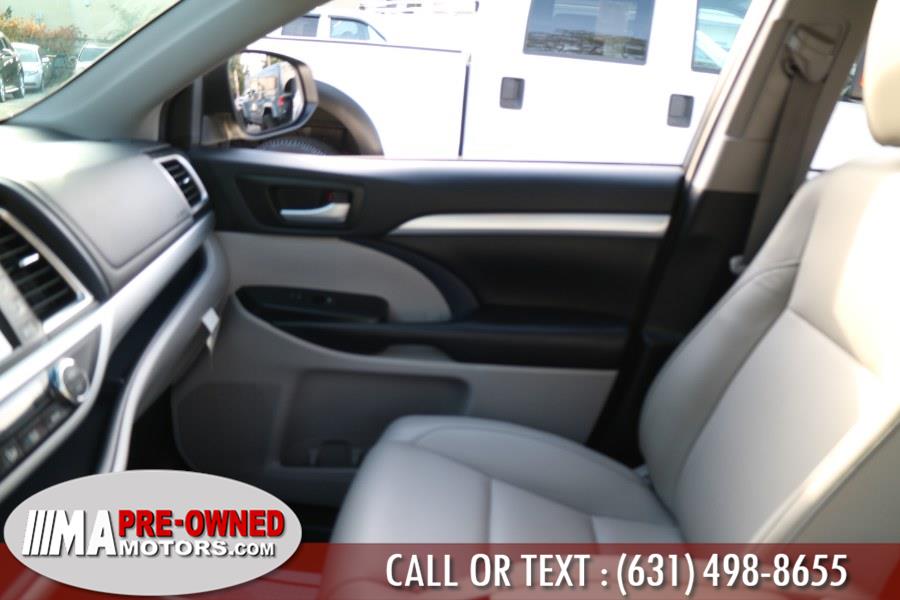 2019 Toyota Highlander XLE V6 AWD (Natl), available for sale in Huntington Station, New York | M & A Motors. Huntington Station, New York 2019 Toyota Highlander XLE V6 AWD (Natl), available for sale in Huntington Station, New York | M & A Motors. Huntington Station, New York