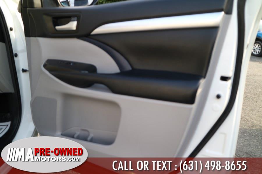 2019 Toyota Highlander XLE V6 AWD (Natl), available for sale in Huntington Station, New York | M & A Motors. Huntington Station, New York 2019 Toyota Highlander XLE V6 AWD (Natl), available for sale in Huntington Station, New York | M & A Motors. Huntington Station, New York