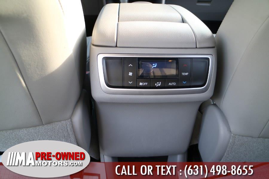 2019 Toyota Highlander XLE V6 AWD (Natl), available for sale in Huntington Station, New York | M & A Motors. Huntington Station, New York 2019 Toyota Highlander XLE V6 AWD (Natl), available for sale in Huntington Station, New York | M & A Motors. Huntington Station, New York