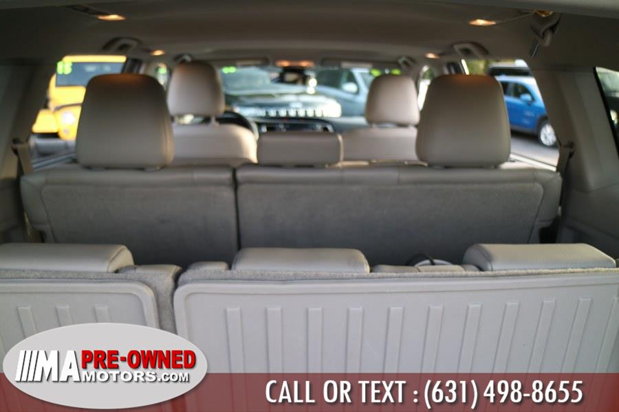 2019 Toyota Highlander XLE V6 AWD (Natl), available for sale in Huntington Station, New York | M & A Motors. Huntington Station, New York 2019 Toyota Highlander XLE V6 AWD (Natl), available for sale in Huntington Station, New York | M & A Motors. Huntington Station, New York