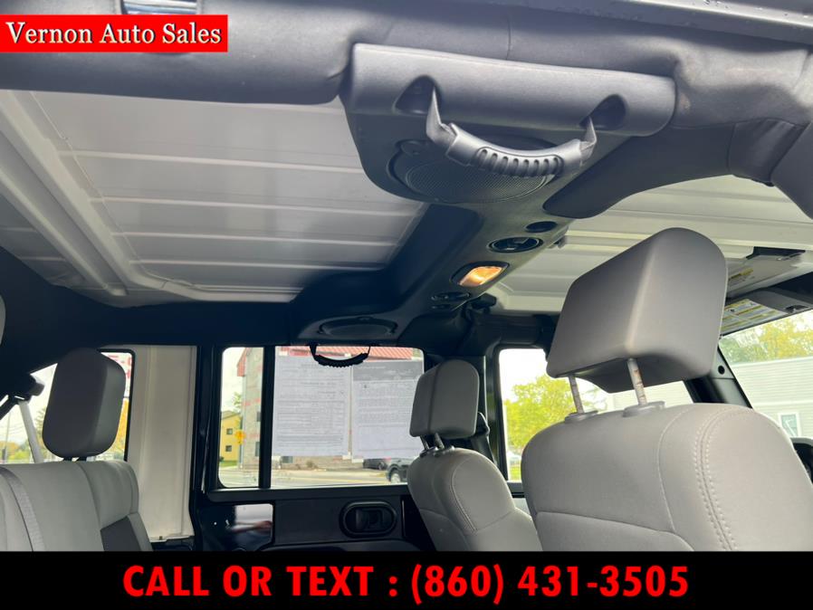 2008 Jeep Wrangler 4WD 4dr Unlimited X, available for sale in Manchester, Connecticut | Vernon Auto Sale & Service. Manchester, Connecticut 2008 Jeep Wrangler 4WD 4dr Unlimited X, available for sale in Manchester, Connecticut | Vernon Auto Sale & Service. Manchester, Connecticut
