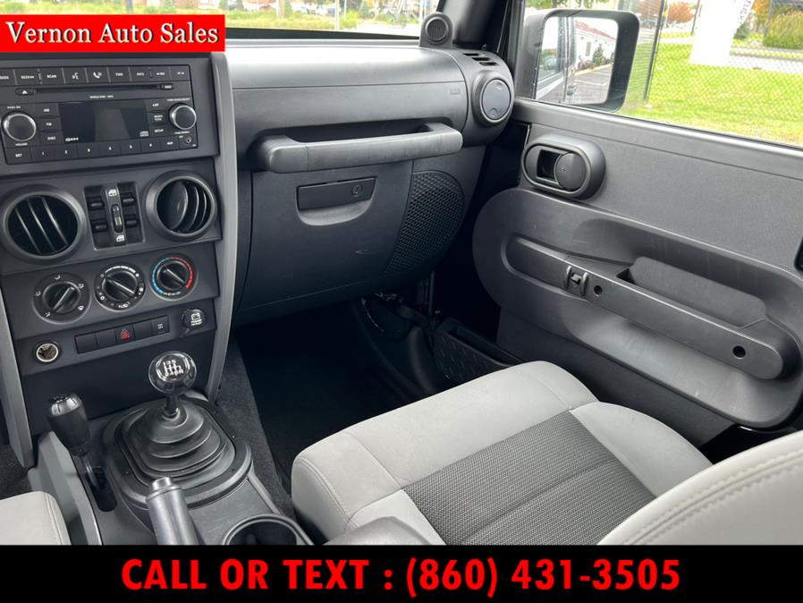 2008 Jeep Wrangler 4WD 4dr Unlimited X, available for sale in Manchester, Connecticut | Vernon Auto Sale & Service. Manchester, Connecticut 2008 Jeep Wrangler 4WD 4dr Unlimited X, available for sale in Manchester, Connecticut | Vernon Auto Sale & Service. Manchester, Connecticut