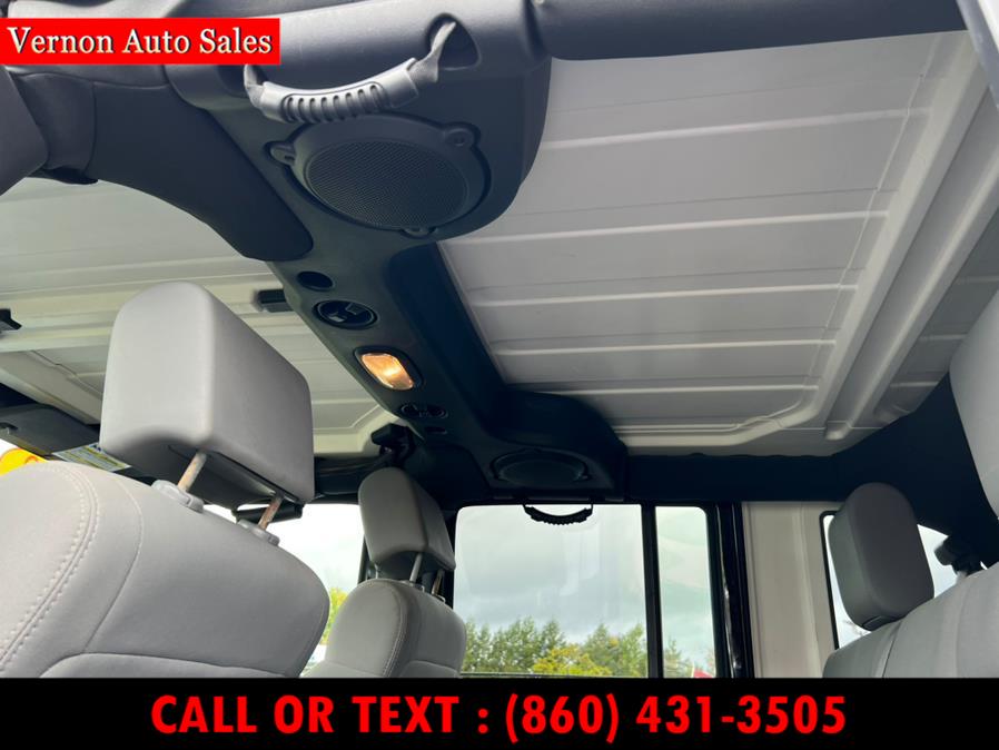 2008 Jeep Wrangler 4WD 4dr Unlimited X, available for sale in Manchester, Connecticut | Vernon Auto Sale & Service. Manchester, Connecticut 2008 Jeep Wrangler 4WD 4dr Unlimited X, available for sale in Manchester, Connecticut | Vernon Auto Sale & Service. Manchester, Connecticut