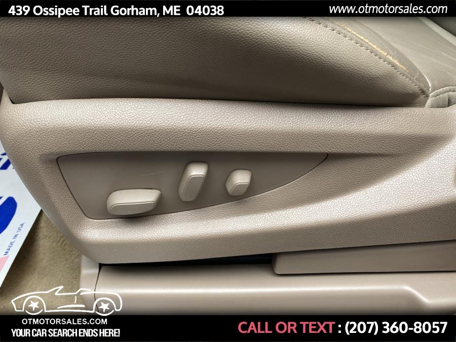 2015 Chevrolet Suburban 4WD 4dr LT, available for sale in Gorham, Maine | Ossipee Trail Motor Sales. Gorham, Maine 2015 Chevrolet Suburban 4WD 4dr LT, available for sale in Gorham, Maine | Ossipee Trail Motor Sales. Gorham, Maine