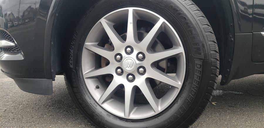 2013 Buick Enclave FWD 4dr Leather, available for sale in Little Ferry, New Jersey | Victoria Preowned Autos Inc. Little Ferry, New Jersey 2013 Buick Enclave FWD 4dr Leather, available for sale in Little Ferry, New Jersey | Victoria Preowned Autos Inc. Little Ferry, New Jersey