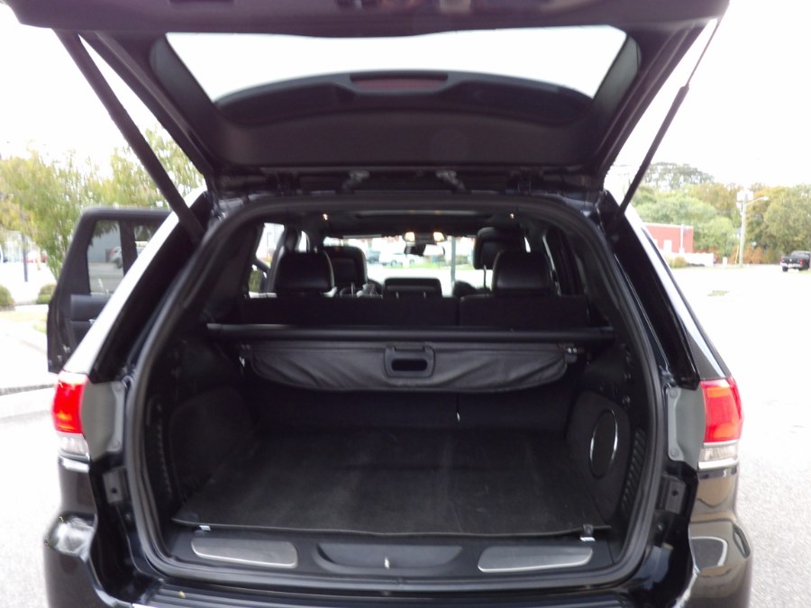 2016 Jeep Grand Cherokee 4WD 4dr Overland, available for sale in Massapequa, New York | South Shore Auto Brokers & Sales. Massapequa, New York 2016 Jeep Grand Cherokee 4WD 4dr Overland, available for sale in Massapequa, New York | South Shore Auto Brokers & Sales. Massapequa, New York