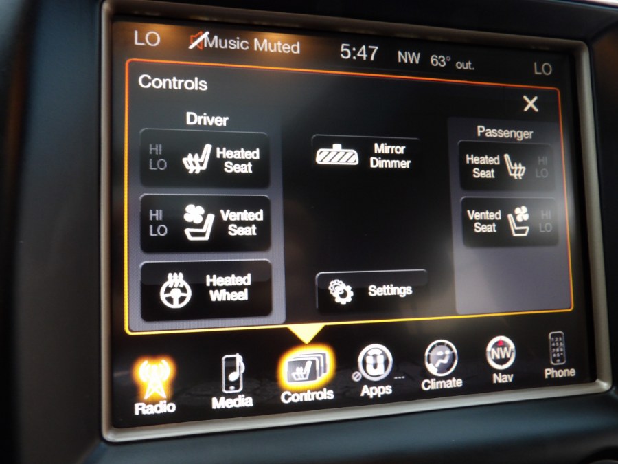2016 Jeep Grand Cherokee 4WD 4dr Overland, available for sale in Massapequa, New York | South Shore Auto Brokers & Sales. Massapequa, New York 2016 Jeep Grand Cherokee 4WD 4dr Overland, available for sale in Massapequa, New York | South Shore Auto Brokers & Sales. Massapequa, New York