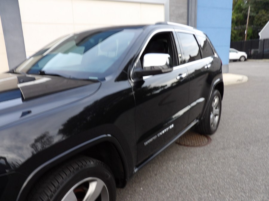 2016 Jeep Grand Cherokee 4WD 4dr Overland, available for sale in Massapequa, New York | South Shore Auto Brokers & Sales. Massapequa, New York 2016 Jeep Grand Cherokee 4WD 4dr Overland, available for sale in Massapequa, New York | South Shore Auto Brokers & Sales. Massapequa, New York