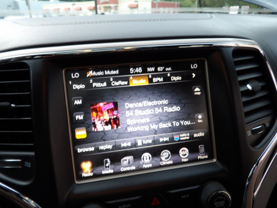 2016 Jeep Grand Cherokee 4WD 4dr Overland, available for sale in Massapequa, New York | South Shore Auto Brokers & Sales. Massapequa, New York 2016 Jeep Grand Cherokee 4WD 4dr Overland, available for sale in Massapequa, New York | South Shore Auto Brokers & Sales. Massapequa, New York