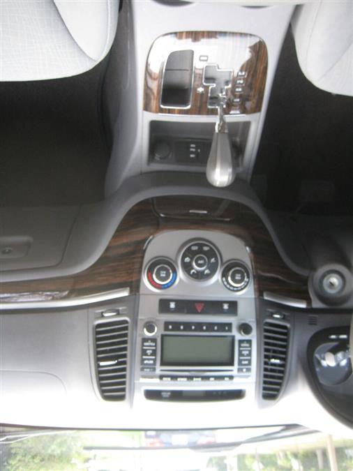 2010 Hyundai Santa Fe GLS AWD 4dr SUV, available for sale in Massapequa, New York | Rite Choice Auto Inc.. Massapequa, New York 2010 Hyundai Santa Fe GLS AWD 4dr SUV, available for sale in Massapequa, New York | Rite Choice Auto Inc.. Massapequa, New York