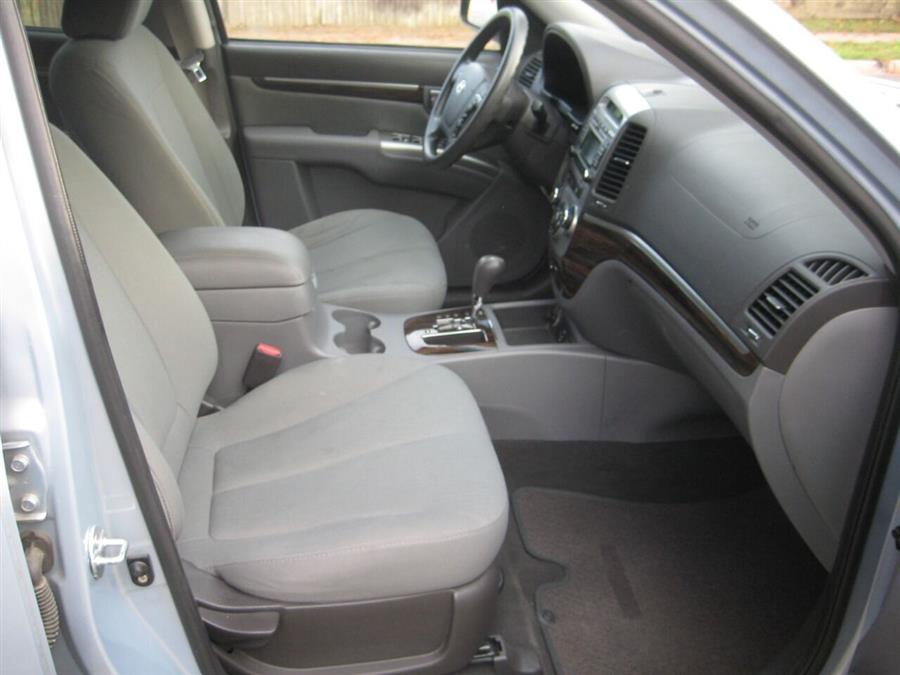 2010 Hyundai Santa Fe GLS AWD 4dr SUV, available for sale in Massapequa, New York | Rite Choice Auto Inc.. Massapequa, New York 2010 Hyundai Santa Fe GLS AWD 4dr SUV, available for sale in Massapequa, New York | Rite Choice Auto Inc.. Massapequa, New York