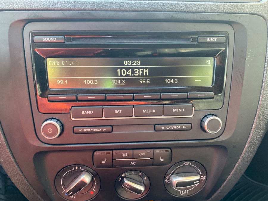 2012 Volkswagen Jetta Sedan 4dr Manual SE PZEV, available for sale in Middle Village, New York | Middle Village Motors . Middle Village, New York 2012 Volkswagen Jetta Sedan 4dr Manual SE PZEV, available for sale in Middle Village, New York | Middle Village Motors . Middle Village, New York