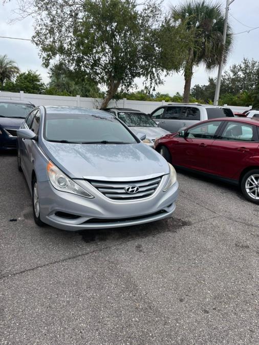 2014 Hyundai Sonata 4dr Sdn 2.4L Auto GLS, available for sale in Kissimmee, Florida | Central florida Auto Trader. Kissimmee, Florida