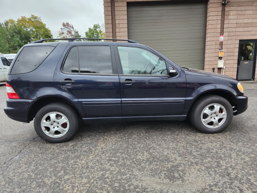 Used Mercedes-Benz M-Class 4dr AWD 3.2L 2002 | Dealmax Motors LLC. Bristol, Connecticut Used Mercedes-Benz M-Class 4dr AWD 3.2L 2002 | Dealmax Motors LLC. Bristol, Connecticut