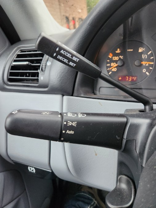 Used Mercedes-Benz M-Class 4dr AWD 3.2L 2002 | Dealmax Motors LLC. Bristol, Connecticut Used Mercedes-Benz M-Class 4dr AWD 3.2L 2002 | Dealmax Motors LLC. Bristol, Connecticut