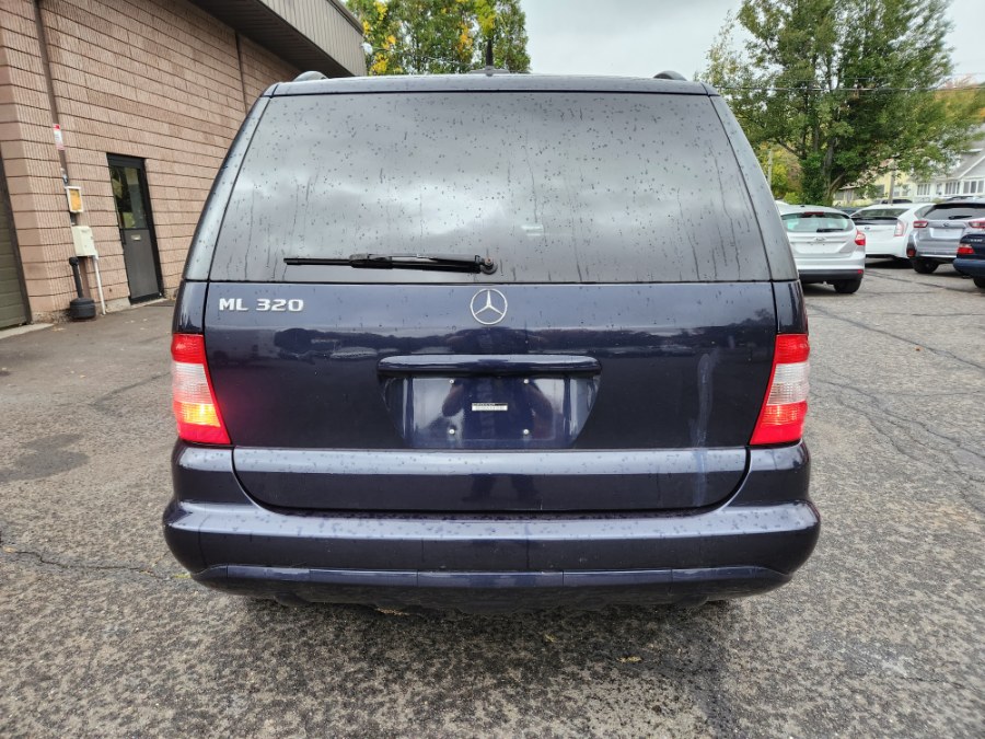 Used Mercedes-Benz M-Class 4dr AWD 3.2L 2002 | Dealmax Motors LLC. Bristol, Connecticut Used Mercedes-Benz M-Class 4dr AWD 3.2L 2002 | Dealmax Motors LLC. Bristol, Connecticut