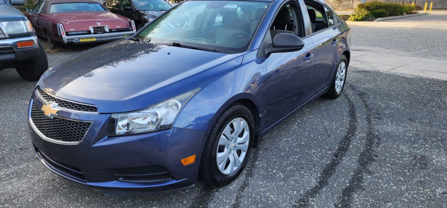 2014 Chevrolet Cruze 4dr Sdn Auto LS, available for sale in Patchogue, New York | Romaxx Truxx. Patchogue, New York