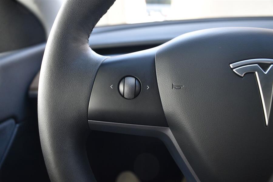2021 Tesla Model y Long Range AWD 4dr Crossover, available for sale in Great Neck, New York | Camy Cars. Great Neck, New York 2021 Tesla Model y Long Range AWD 4dr Crossover, available for sale in Great Neck, New York | Camy Cars. Great Neck, New York