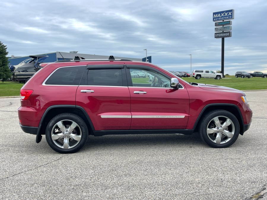 2012 Jeep Grand Cherokee 4WD 4dr Overland, available for sale in Darien, Wisconsin | Geneva Motor Cars. Darien, Wisconsin 2012 Jeep Grand Cherokee 4WD 4dr Overland, available for sale in Darien, Wisconsin | Geneva Motor Cars. Darien, Wisconsin