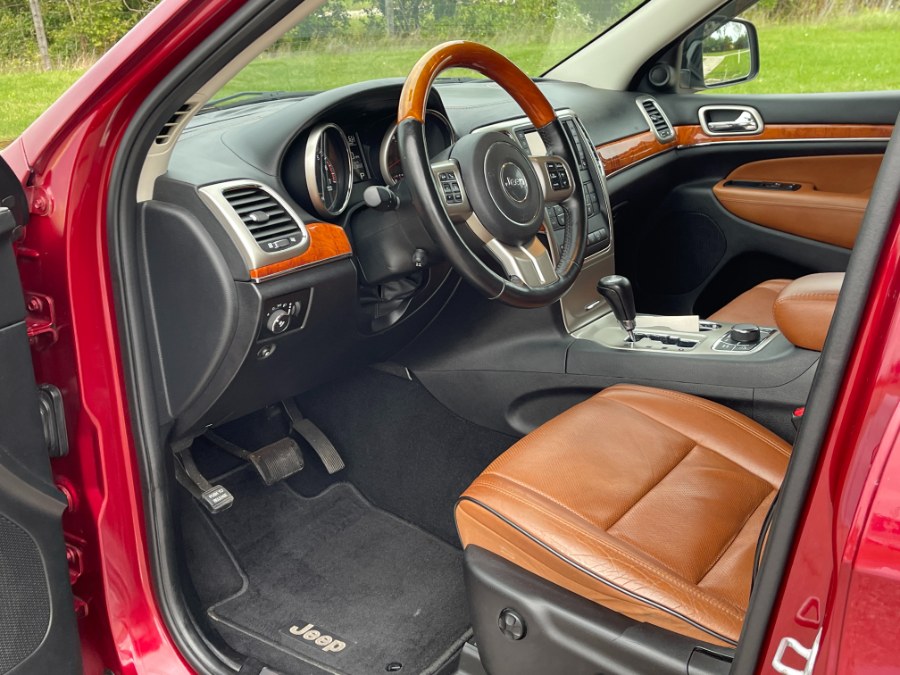 2012 Jeep Grand Cherokee 4WD 4dr Overland, available for sale in Darien, Wisconsin | Geneva Motor Cars. Darien, Wisconsin 2012 Jeep Grand Cherokee 4WD 4dr Overland, available for sale in Darien, Wisconsin | Geneva Motor Cars. Darien, Wisconsin