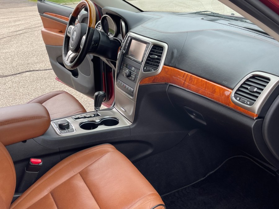 2012 Jeep Grand Cherokee 4WD 4dr Overland, available for sale in Darien, Wisconsin | Geneva Motor Cars. Darien, Wisconsin 2012 Jeep Grand Cherokee 4WD 4dr Overland, available for sale in Darien, Wisconsin | Geneva Motor Cars. Darien, Wisconsin