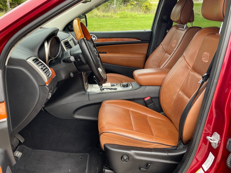 2012 Jeep Grand Cherokee 4WD 4dr Overland, available for sale in Darien, Wisconsin | Geneva Motor Cars. Darien, Wisconsin 2012 Jeep Grand Cherokee 4WD 4dr Overland, available for sale in Darien, Wisconsin | Geneva Motor Cars. Darien, Wisconsin