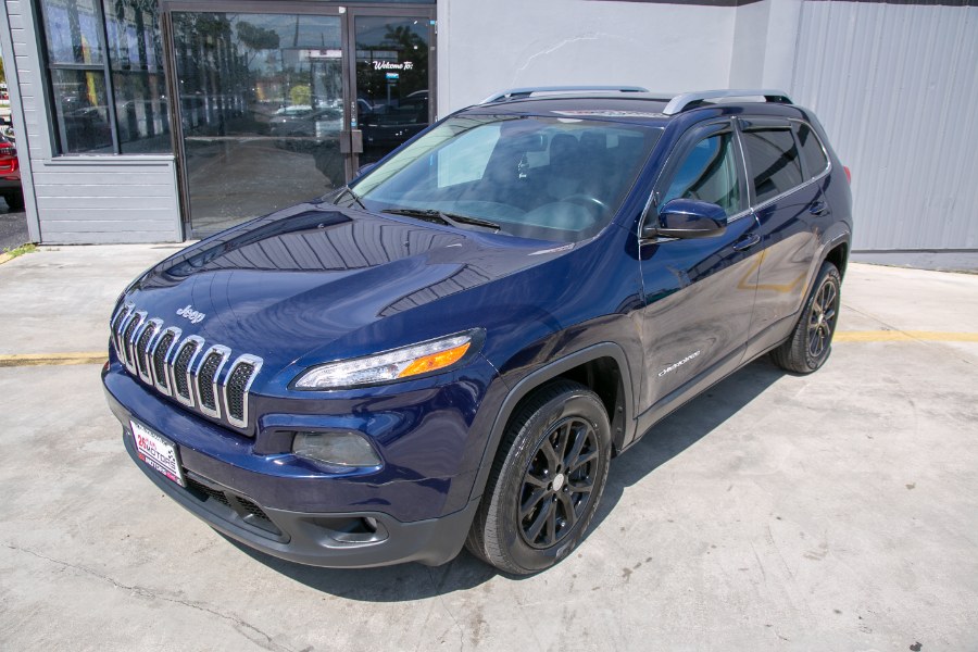 2014 Jeep Cherokee FWD 4dr Latitude, available for sale in Miami, Florida | 26 Motors Miami. Miami, Florida 2014 Jeep Cherokee FWD 4dr Latitude, available for sale in Miami, Florida | 26 Motors Miami. Miami, Florida