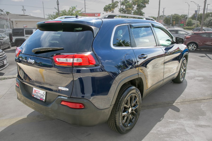 2014 Jeep Cherokee FWD 4dr Latitude, available for sale in Miami, Florida | 26 Motors Miami. Miami, Florida 2014 Jeep Cherokee FWD 4dr Latitude, available for sale in Miami, Florida | 26 Motors Miami. Miami, Florida