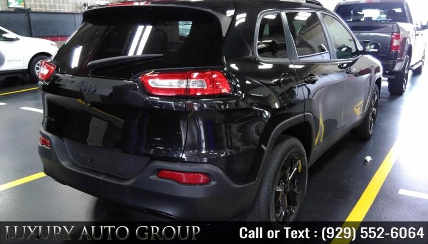 2016 Jeep Cherokee 4WD 4dr Latitude, available for sale in Bronx, New York | Luxury Auto Group. Bronx, New York 2016 Jeep Cherokee 4WD 4dr Latitude, available for sale in Bronx, New York | Luxury Auto Group. Bronx, New York