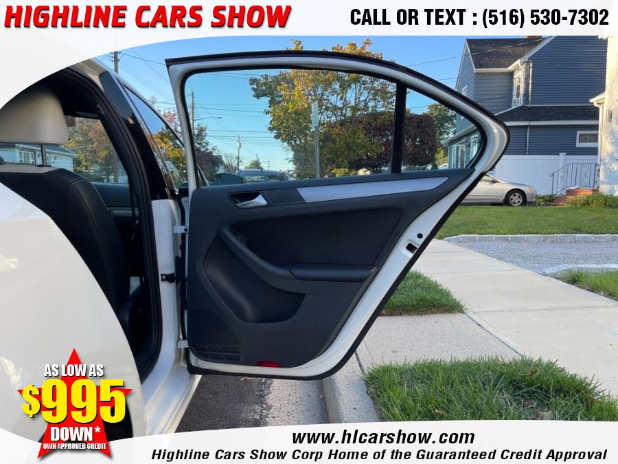 2016 Volkswagen Jetta Sedan 4dr Auto 1.8T Sport PZEV, available for sale in West Hempstead, New York | Highline Cars Show Corp. West Hempstead, New York 2016 Volkswagen Jetta Sedan 4dr Auto 1.8T Sport PZEV, available for sale in West Hempstead, New York | Highline Cars Show Corp. West Hempstead, New York