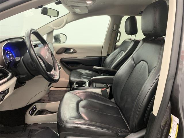 Used Chrysler Pacifica Touring L 2018 | Eastchester Motor Cars. Bronx, New York Used Chrysler Pacifica Touring L 2018 | Eastchester Motor Cars. Bronx, New York