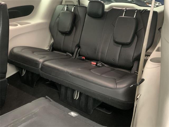 Used Chrysler Pacifica Touring L 2018 | Eastchester Motor Cars. Bronx, New York Used Chrysler Pacifica Touring L 2018 | Eastchester Motor Cars. Bronx, New York