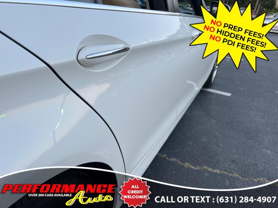 2014 BMW 5 Series 4dr Sdn 528i xDrive AWD, available for sale in Bohemia, New York | Performance Auto Inc. Bohemia, New York 2014 BMW 5 Series 4dr Sdn 528i xDrive AWD, available for sale in Bohemia, New York | Performance Auto Inc. Bohemia, New York