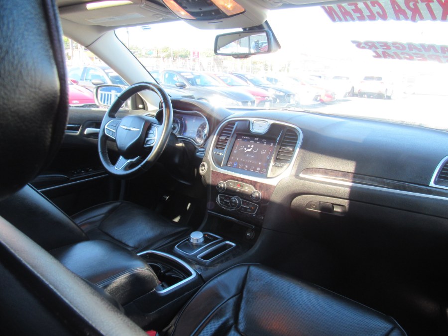 2020 Chrysler 300 Limited AWD, available for sale in Irvington, New Jersey | NJ Used Cars Center. Irvington, New Jersey 2020 Chrysler 300 Limited AWD, available for sale in Irvington, New Jersey | NJ Used Cars Center. Irvington, New Jersey