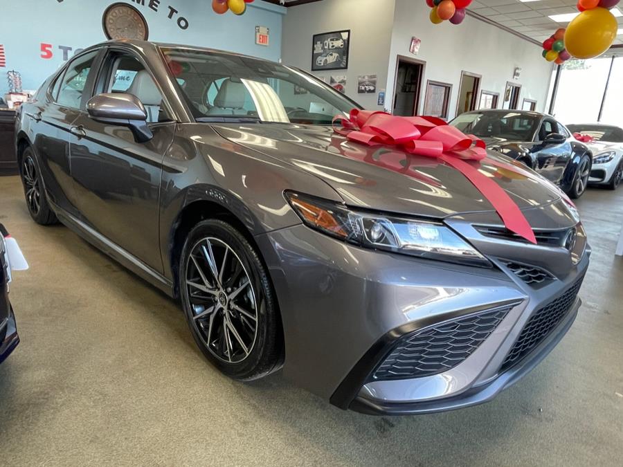 Used Toyota Camry SE Auto (Natl) 2021 | 5 Towns Drive. Inwood, New York Used Toyota Camry SE Auto (Natl) 2021 | 5 Towns Drive. Inwood, New York
