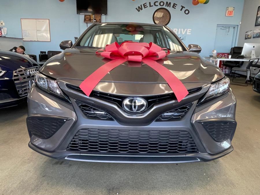 Used Toyota Camry SE Auto (Natl) 2021 | 5 Towns Drive. Inwood, New York Used Toyota Camry SE Auto (Natl) 2021 | 5 Towns Drive. Inwood, New York