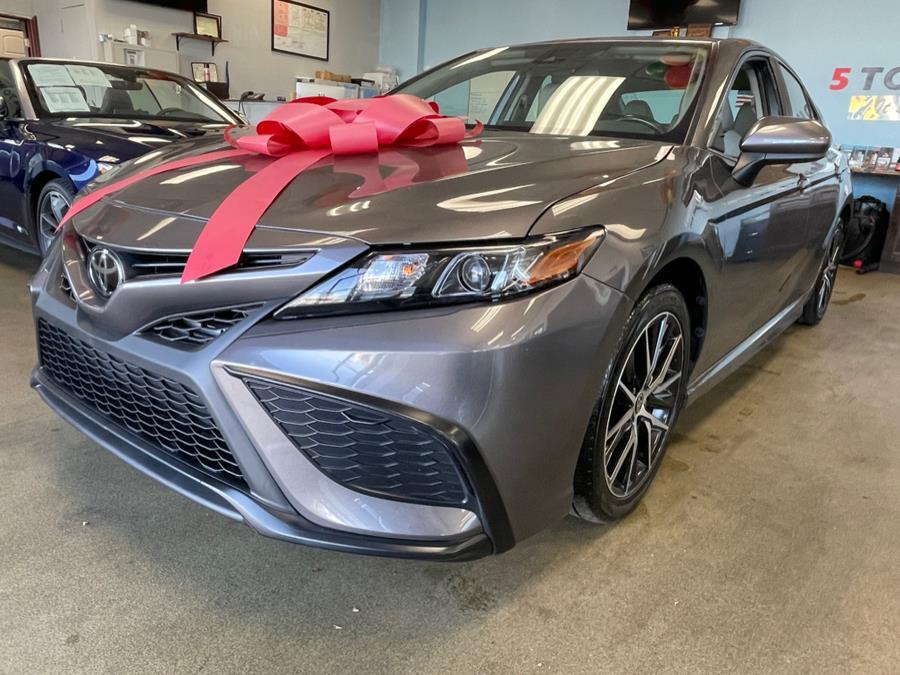 Used Toyota Camry SE Auto (Natl) 2021 | 5 Towns Drive. Inwood, New York Used Toyota Camry SE Auto (Natl) 2021 | 5 Towns Drive. Inwood, New York