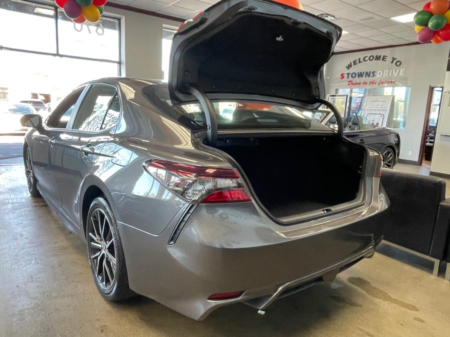 Used Toyota Camry SE Auto (Natl) 2021 | 5 Towns Drive. Inwood, New York Used Toyota Camry SE Auto (Natl) 2021 | 5 Towns Drive. Inwood, New York